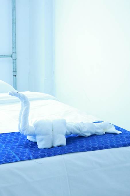 蓝色的床AI 生成的内容可能不正确。